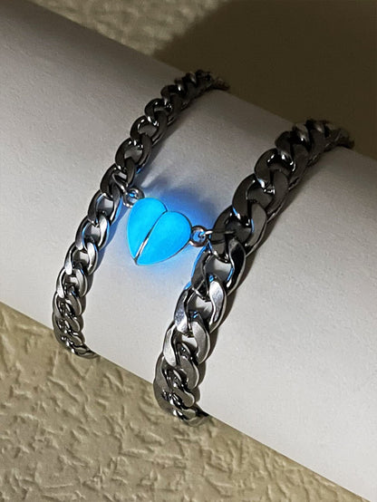 Pulsera pareja brillante en oscuro magnético con accesorio de corazón 2 piezas