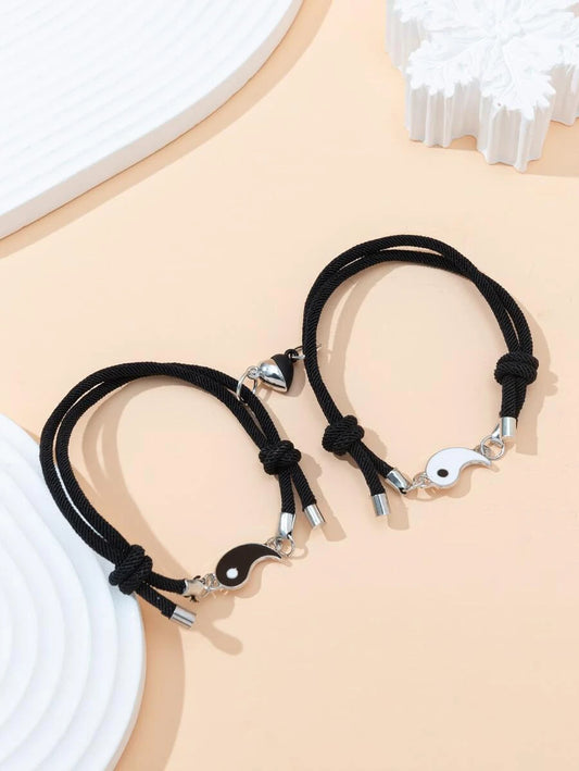 Pulsera para parejas con diseño de Yin y Yang magnético con corazón