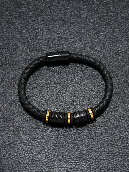 Braided bracelet with gold detail