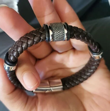 Minimalist braided magnetic bracelet